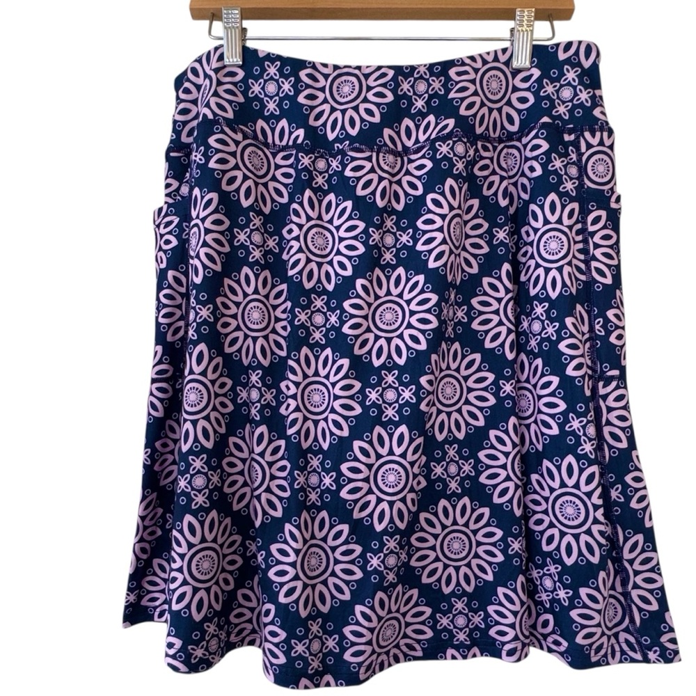 Women’s Skort - 20” Knee Length Athletic Skirt with Built-In Shorts - 4 Pockets.